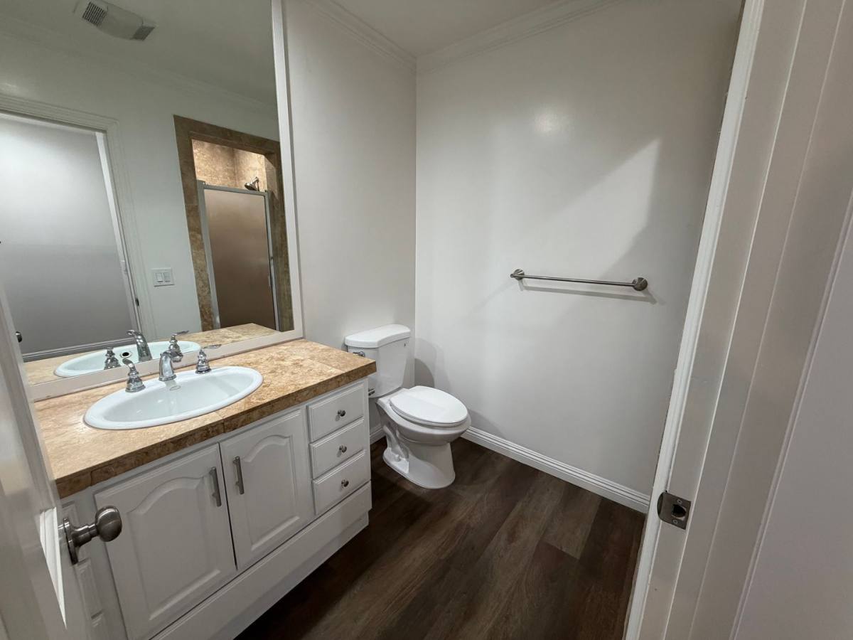 Apartment for rent at 1106 Harrison Ave, Venice, CA 90291