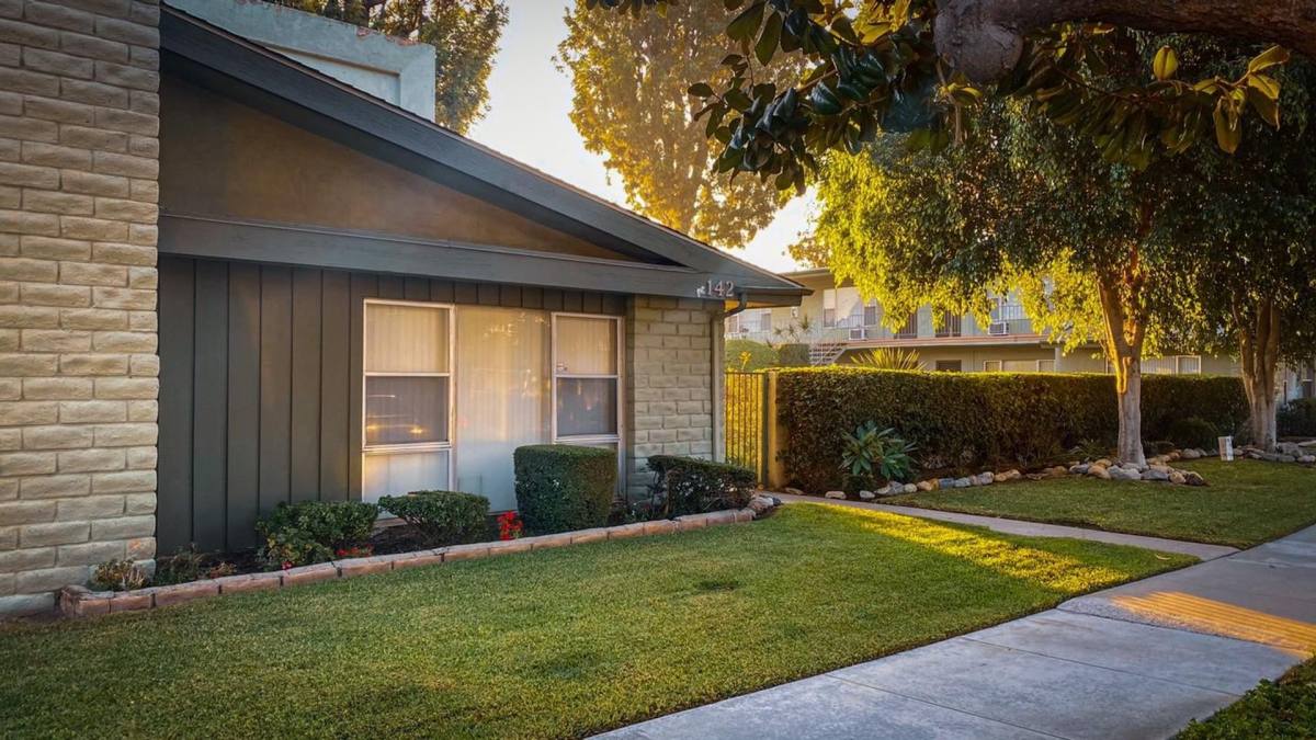 Apartment for rent at 142 S Princeton Ave, Fullerton, CA 92831