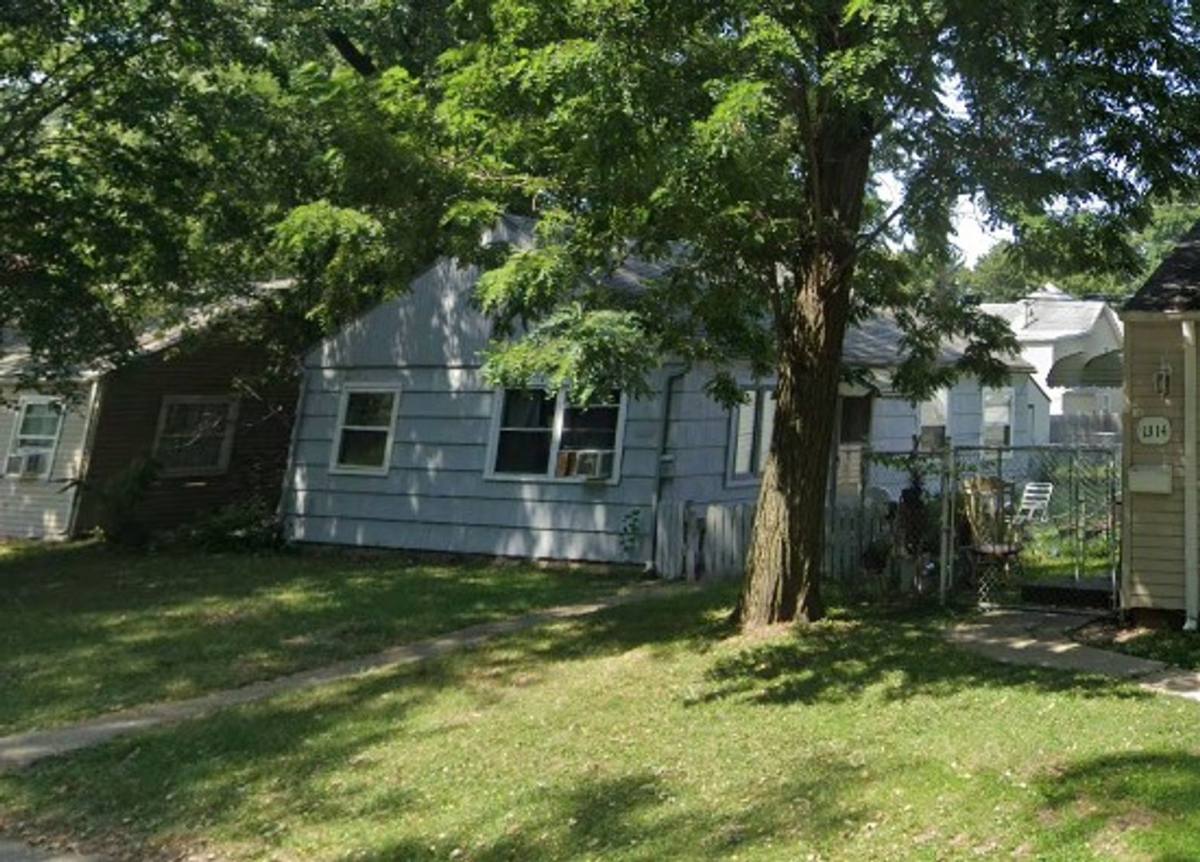 House for rent at 1320 Fay Dr, Fort Wayne, IN 46807