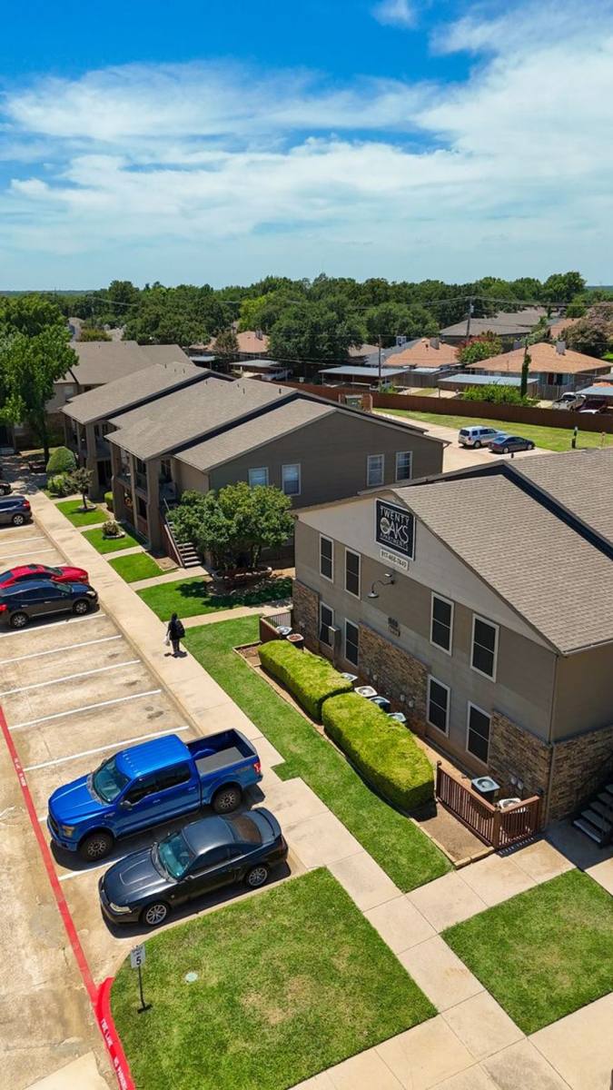 Apartment for rent at 5620 S Cooper St, Arlington, TX 76017