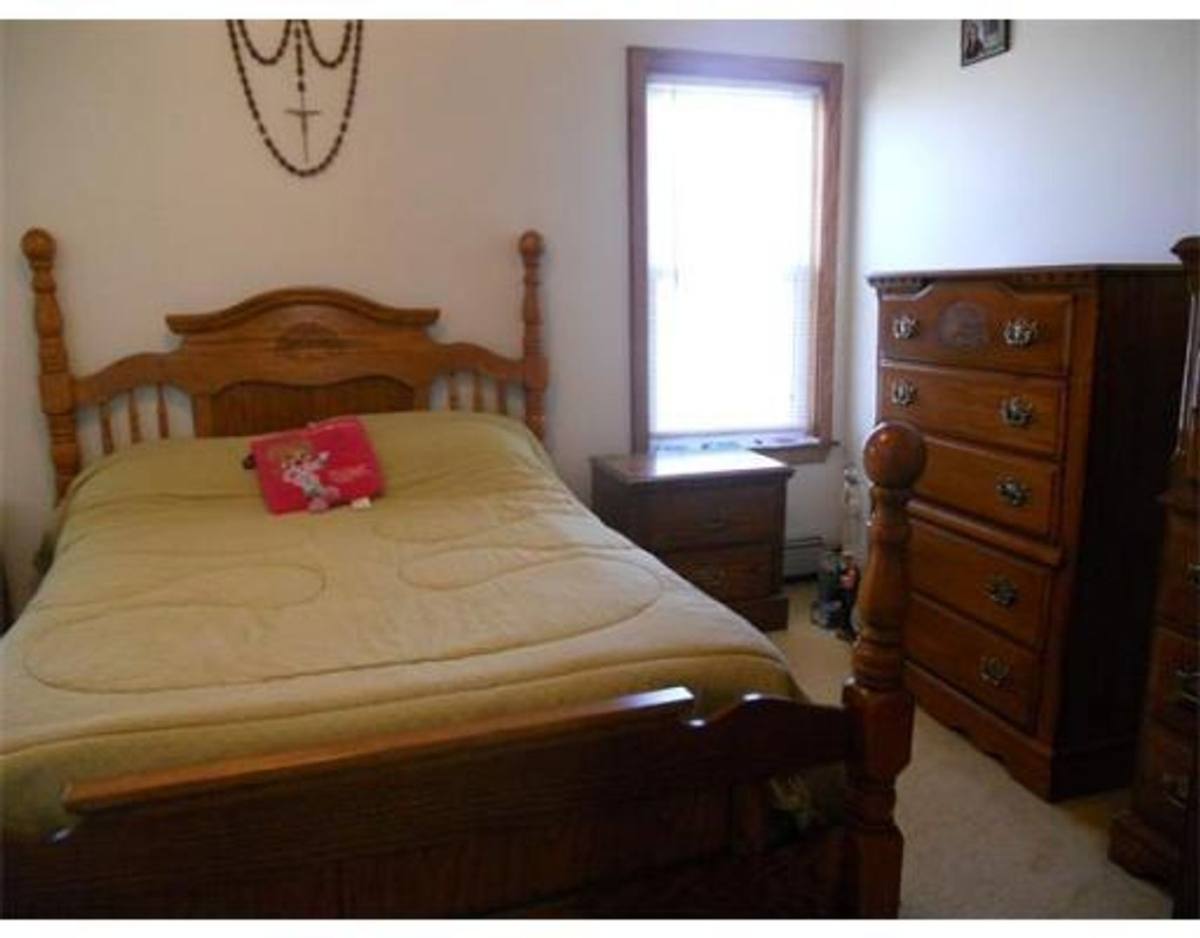 Apartment for rent at 6 Pratt St, Taunton, MA 02780