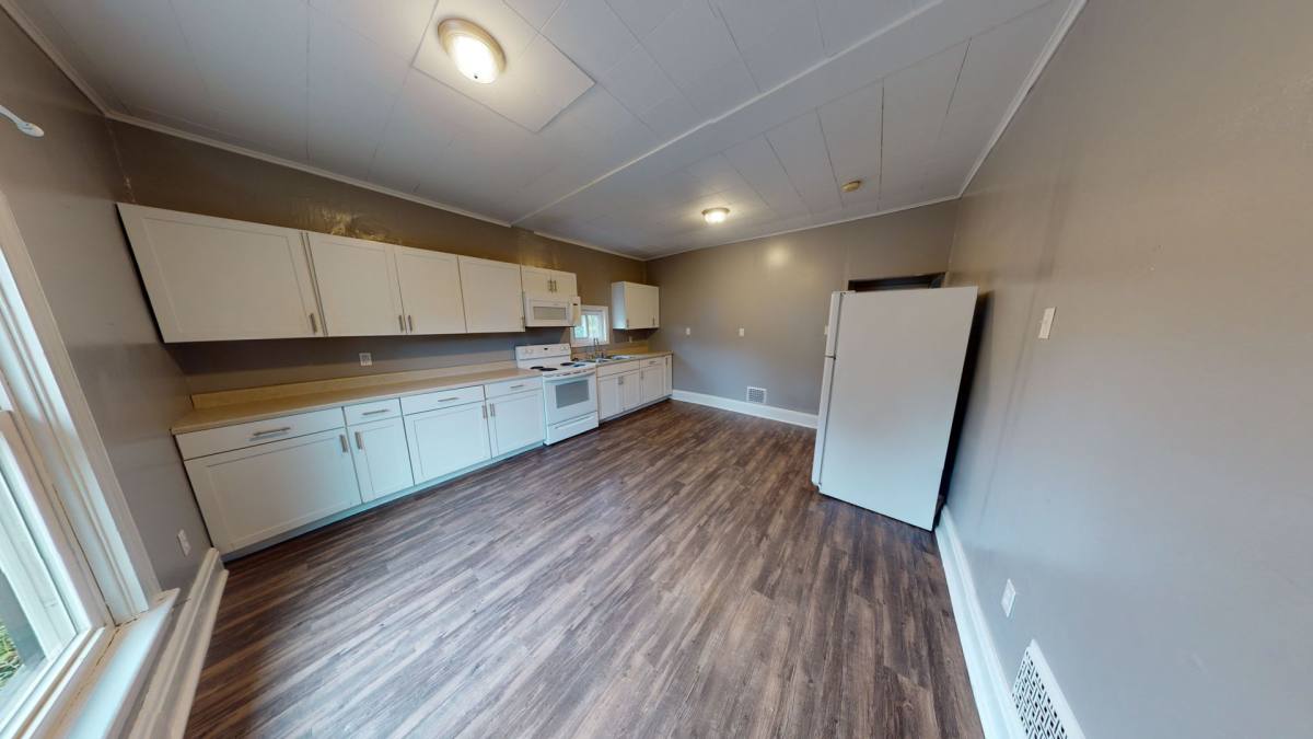 Apartment for rent at 33 Westminster Ave, Greensburg, PA 15601