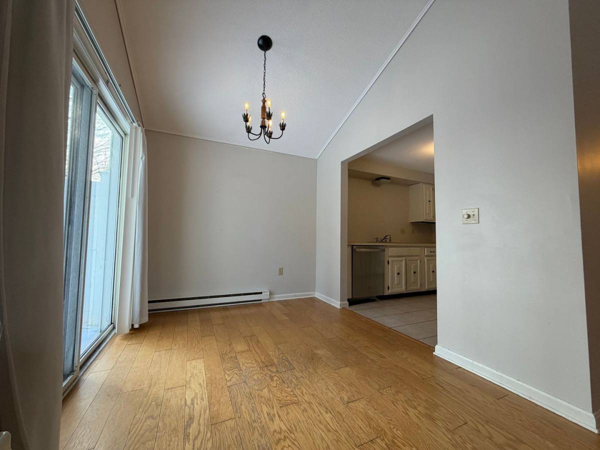 Apartment for rent at 9 & 11 Oakview Dr, Cape Elizabeth, ME 04107