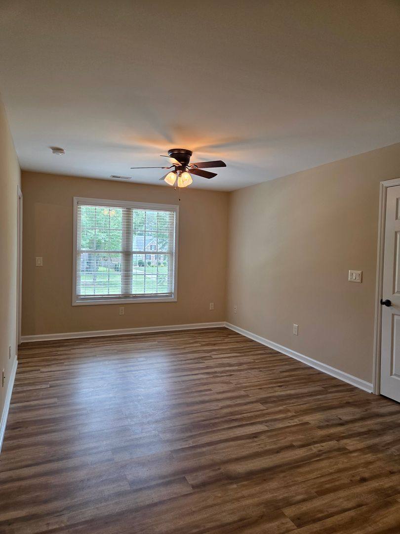 House for rent at 7929 Marley Rd, Sherrills Ford, NC 28673