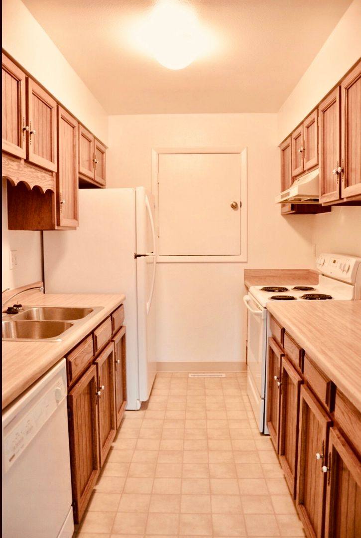 Townhouse for rent at 1 Centaur Court, Lafayette, CO 80026