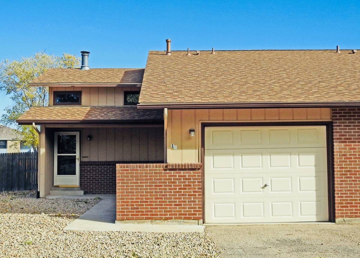 Townhouse for rent at 1 Centaur Court, Lafayette, CO 80026