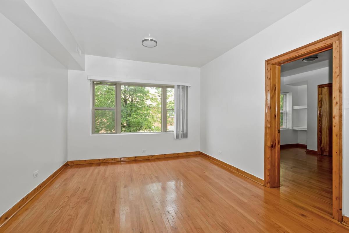 Apartment for rent at 6001-6005 S Richmond St, Chicago, IL 60629