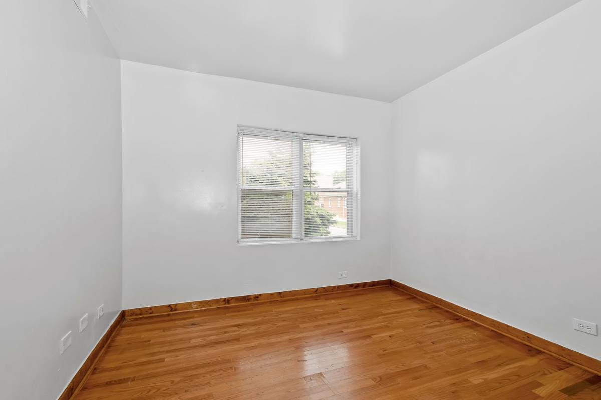 Apartment for rent at 6001-6005 S Richmond St, Chicago, IL 60629