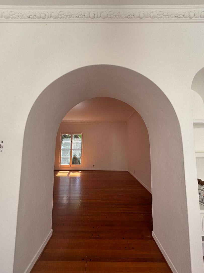 Apartment for rent at 6150-6158 Olympic Blvd, Los Angeles, CA 90035