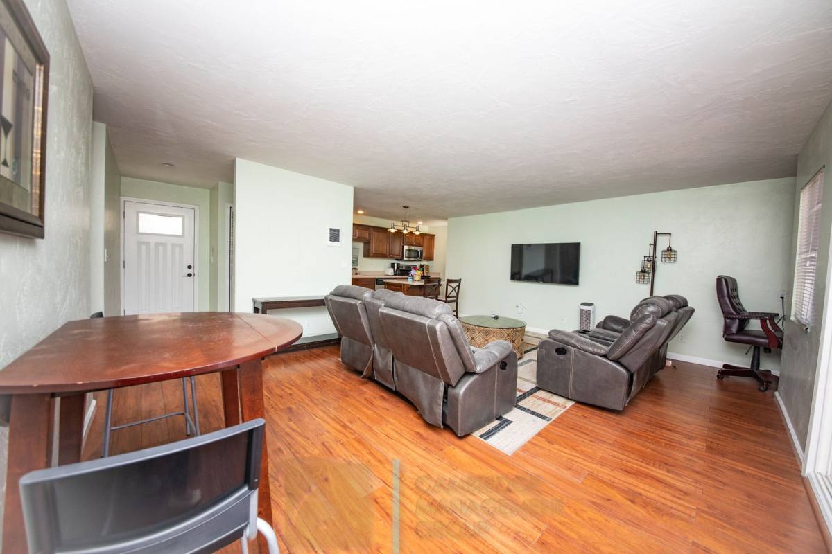 Apartment for rent at 2954 Mission Blvd, San Diego, CA 92109