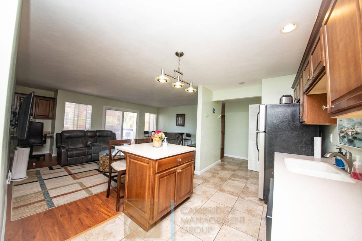 Apartment for rent at 2954 Mission Blvd, San Diego, CA 92109