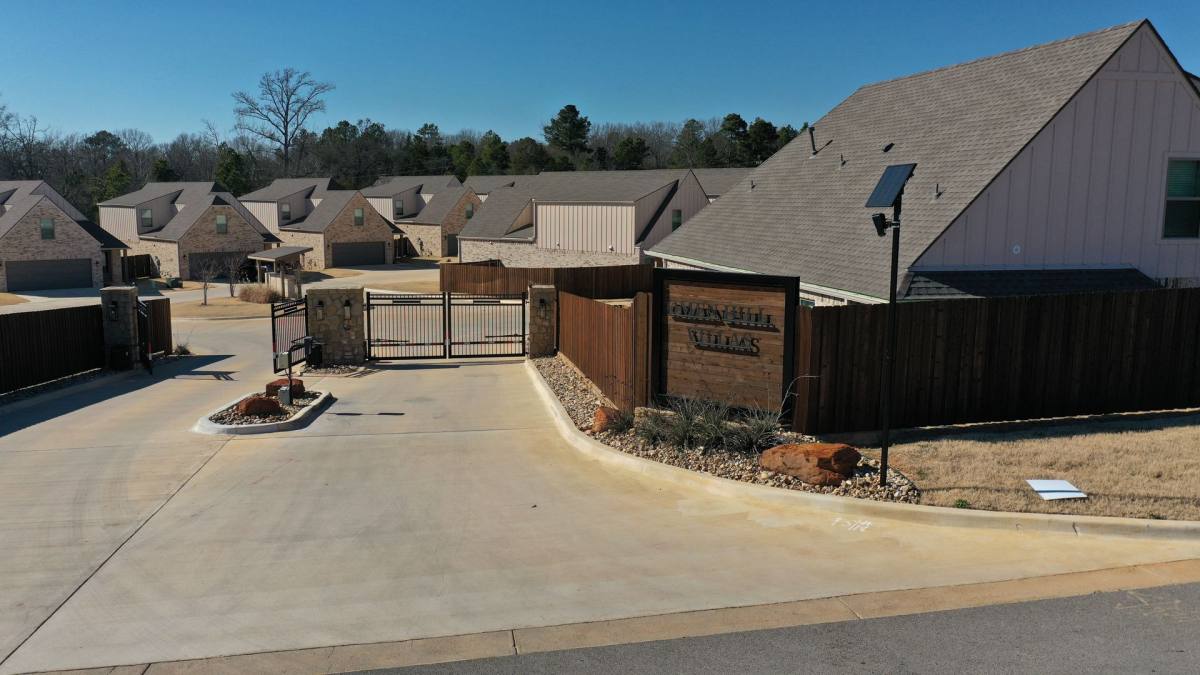Apartment for rent at 4304 Omen Hill Way, Tyler, TX 75707