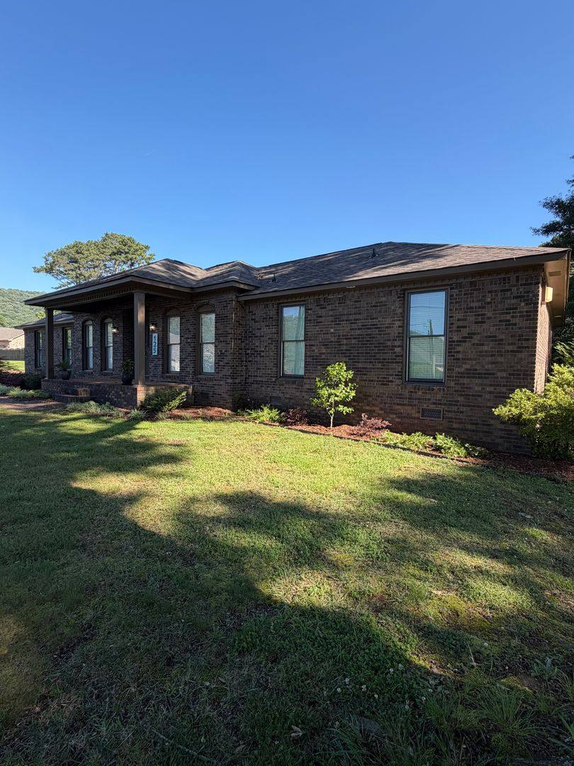 House for rent at 125 Camp Ground Rd, Brownsboro, AL 35741