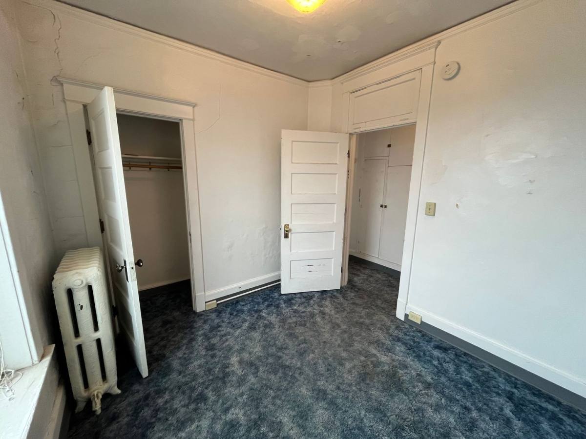 Apartment for rent at 110-114 N 6th Ave E, Duluth, MN 55805