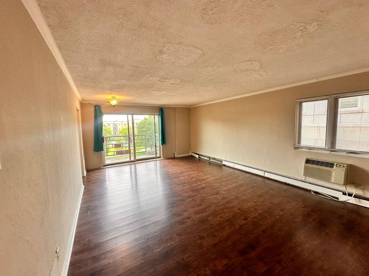 Apartment for rent at 1321 N Franklin Place, Milwaukee, WI 53202