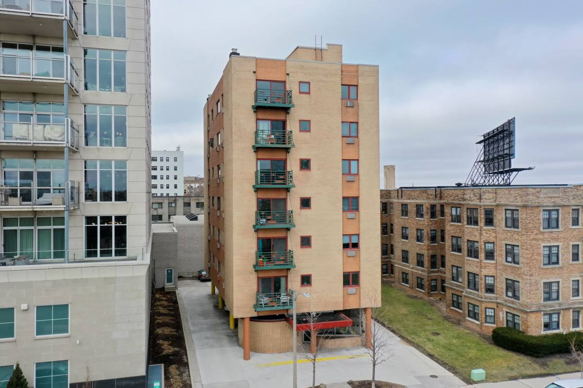 Apartment for rent at 1321 N Franklin Place, Milwaukee, WI 53202