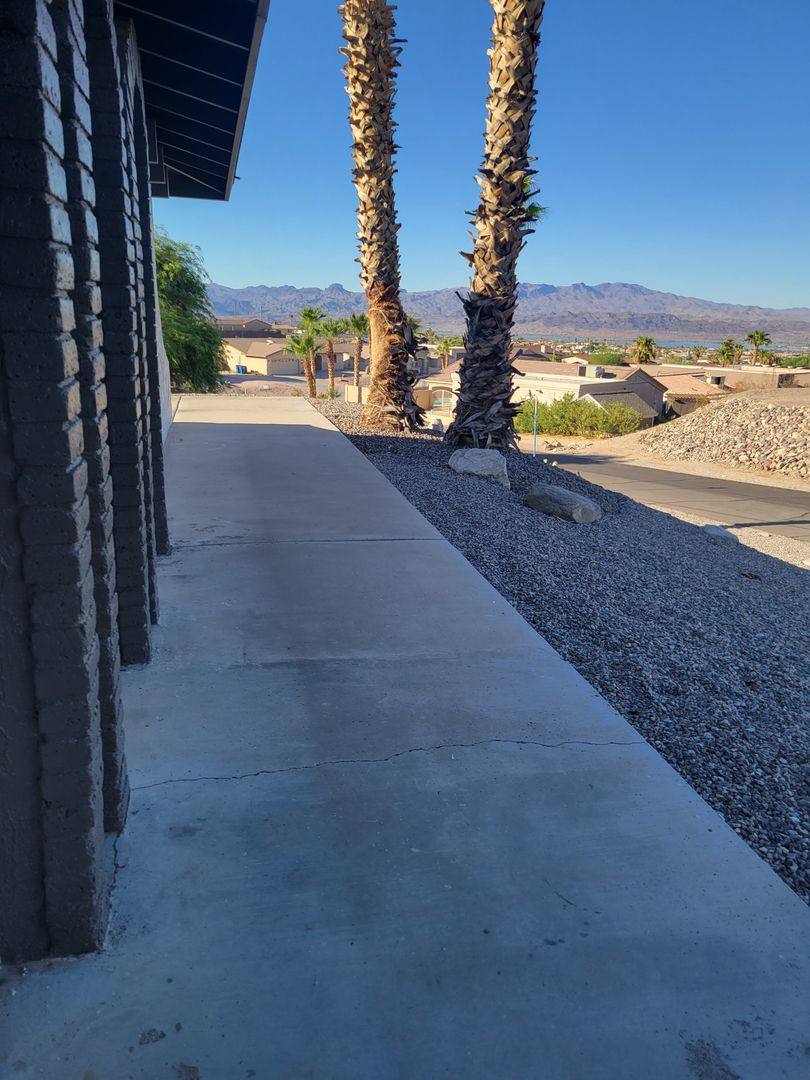House for rent at 3108 Leawood Dr, Lake Havasu City, AZ 86404