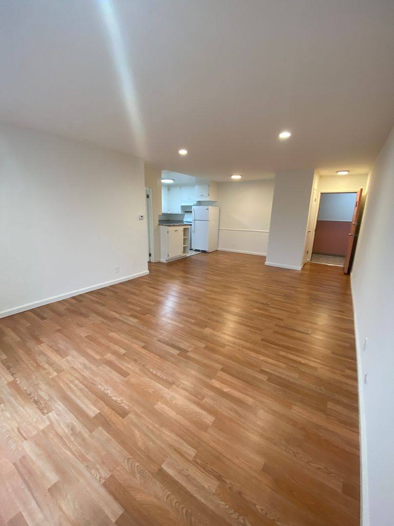 Apartment for rent at 1815 N Serrano Ave, Los Angeles, CA 90027