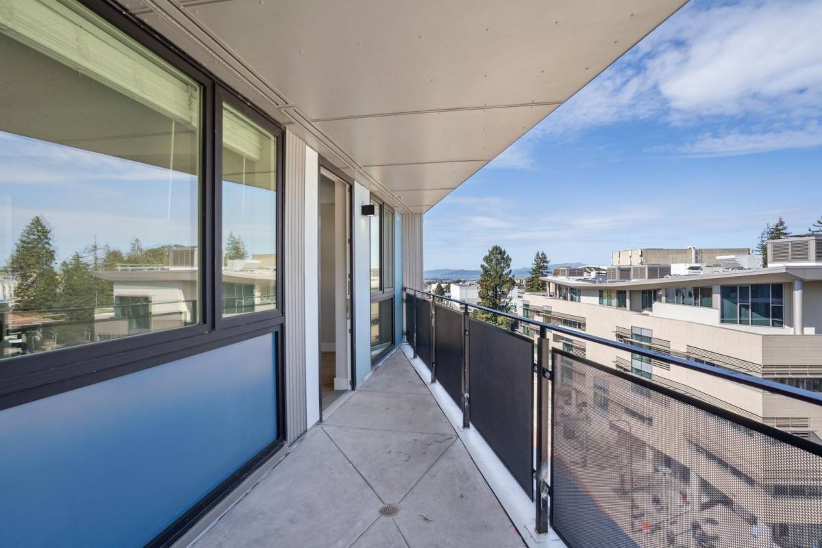 Apartment for rent at 2480 Bancroft Way, Berkeley, CA 94704