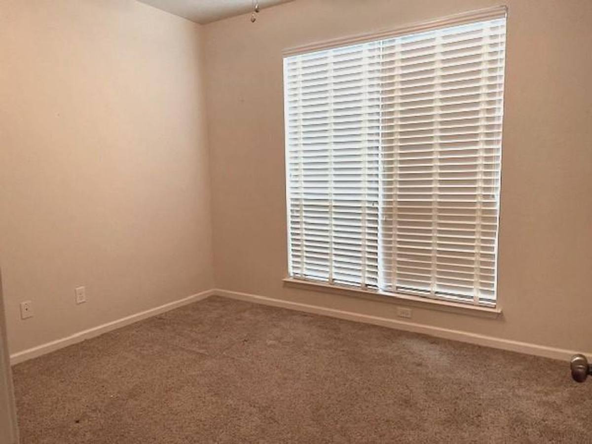 House for rent at 14156 Shadow Bay Dr, Willis, TX 77318