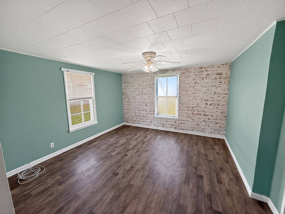 House for rent at 216 Rollins St, Benton City, MO 65232