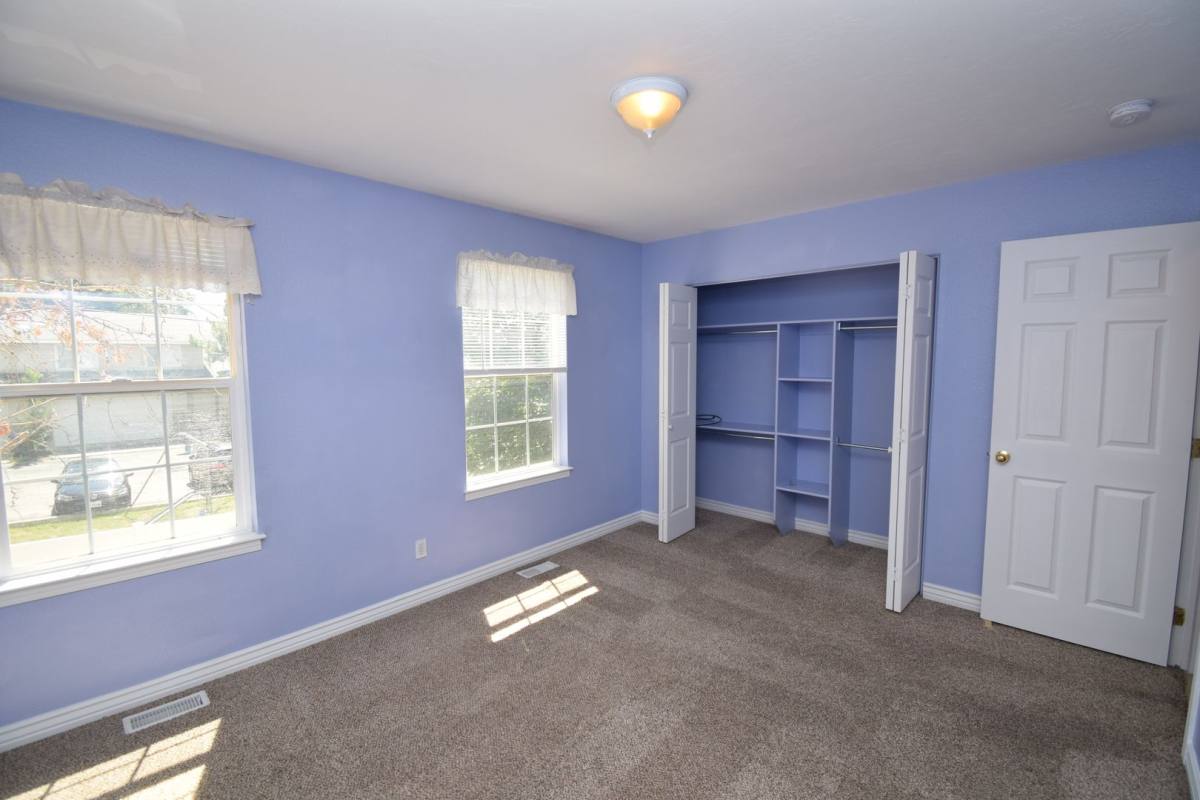 House for rent at 3174 S Lincoln St, Salt Lake City, UT 84106