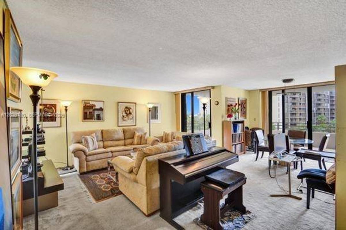 Condo for rent at 151 SE 15th Rd, Miami, FL 33129