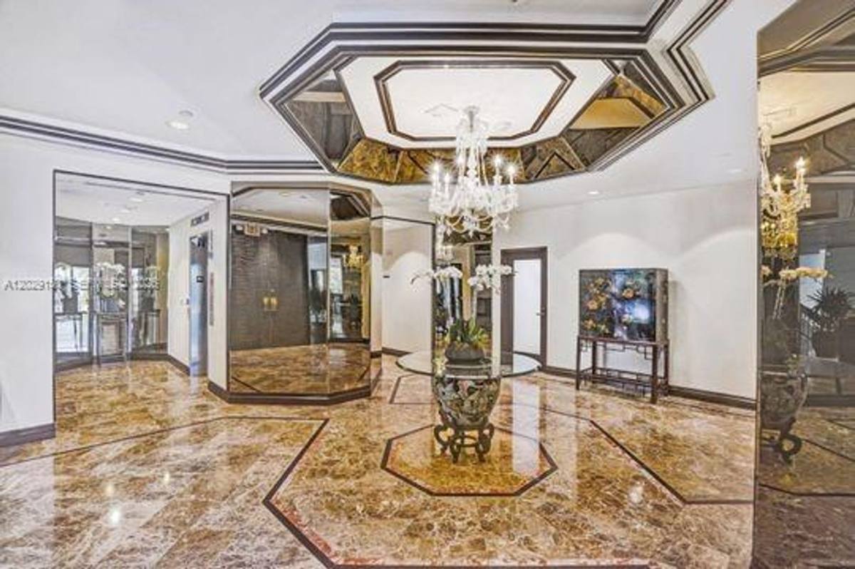 Condo for rent at 151 SE 15th Rd, Miami, FL 33129