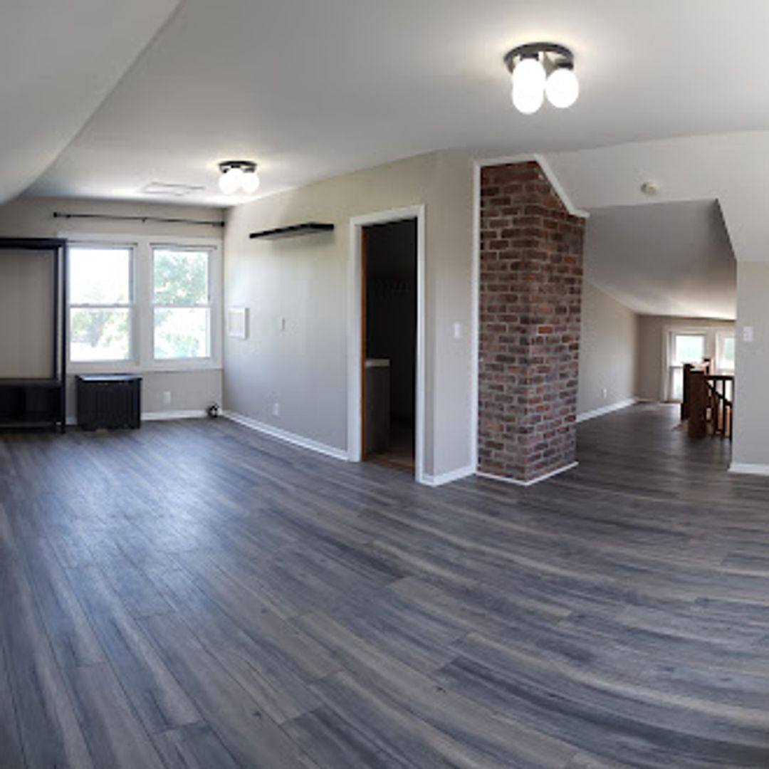 House for rent at 2823 Queen St, Dearborn, MI 48124