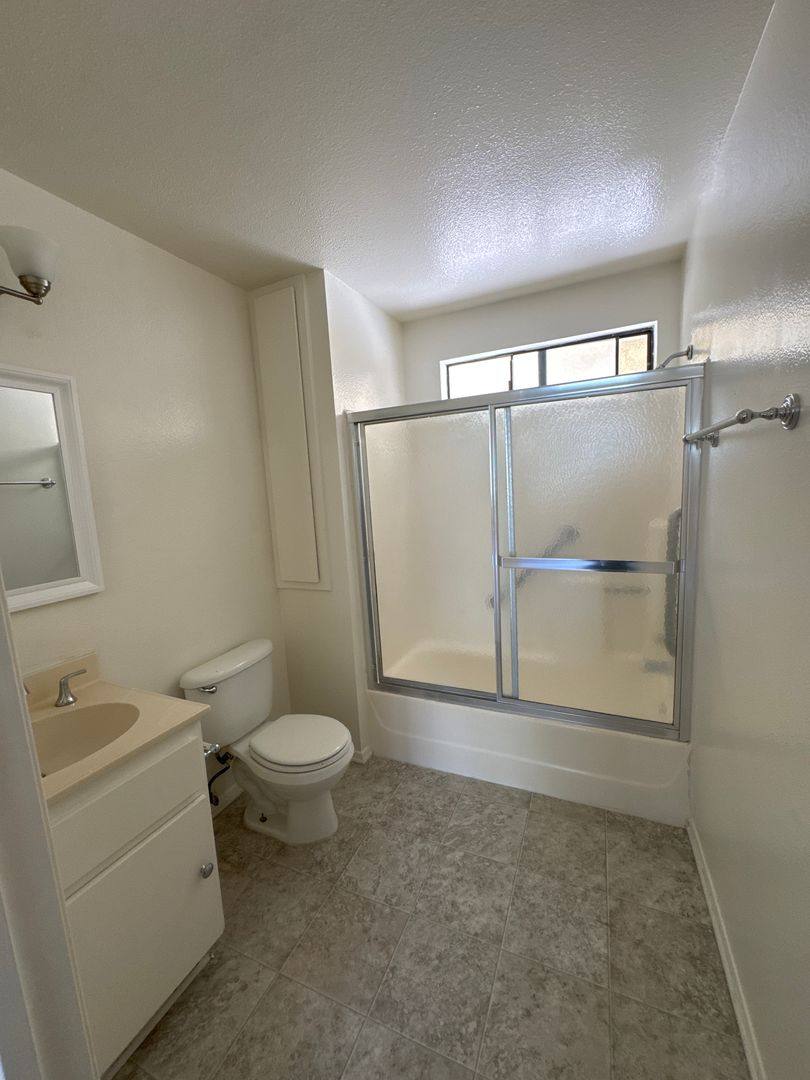 Apartment for rent at 770 Summerland Ave, San Pedro, CA 90731