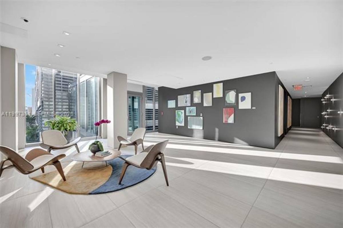 Apartment for rent at 460 NE 28th St, Miami, FL 33137