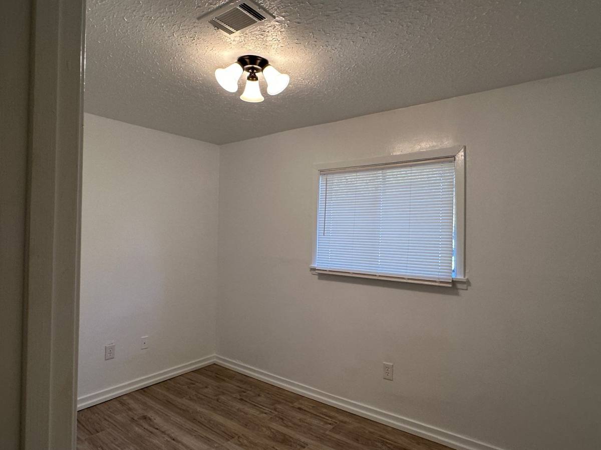 House for rent at 3127 Fleetwood Dr, Jackson, MS 39212