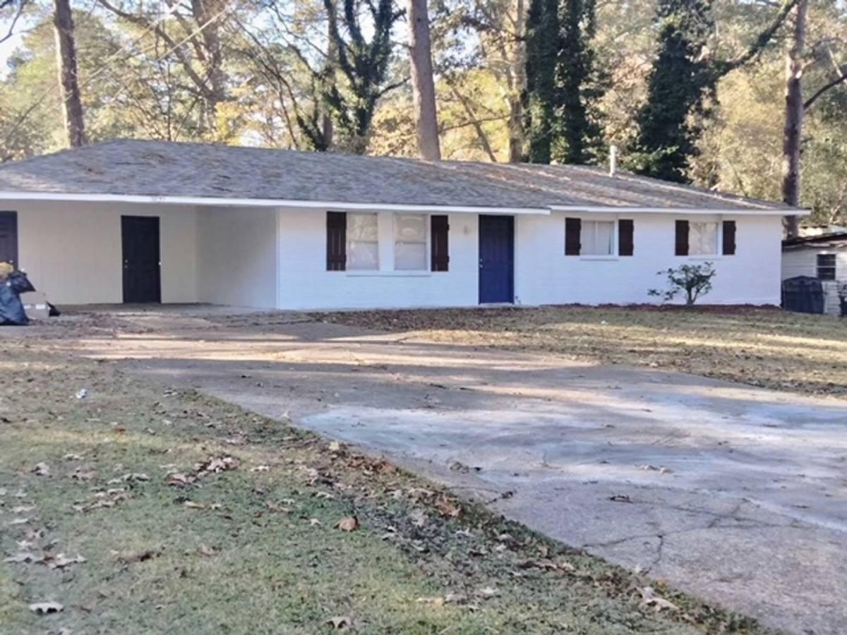 House for rent at 3127 Fleetwood Dr, Jackson, MS 39212