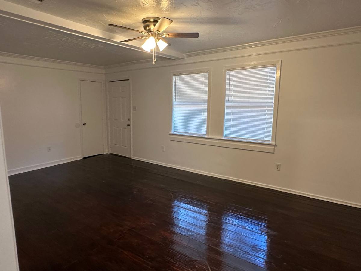 House for rent at 3127 Fleetwood Dr, Jackson, MS 39212