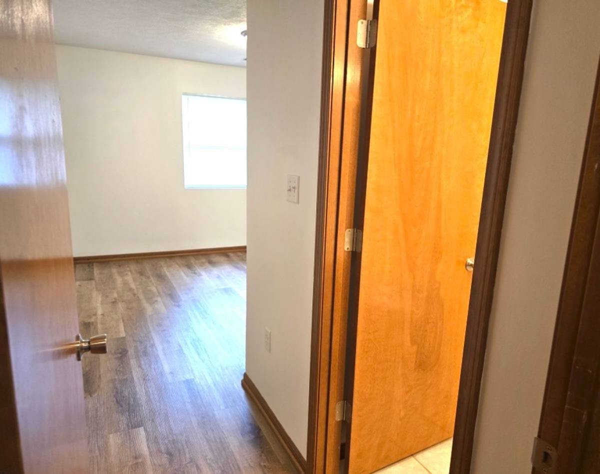 Apartment for rent at 600 S Russell St, Marion, IL 62959