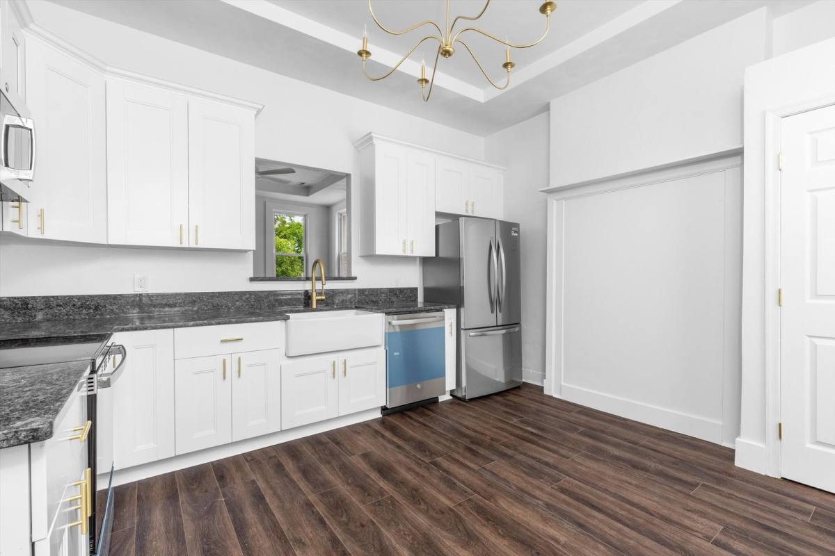 Townhouse for rent at 410 W 29th St, Norfolk, VA 23508