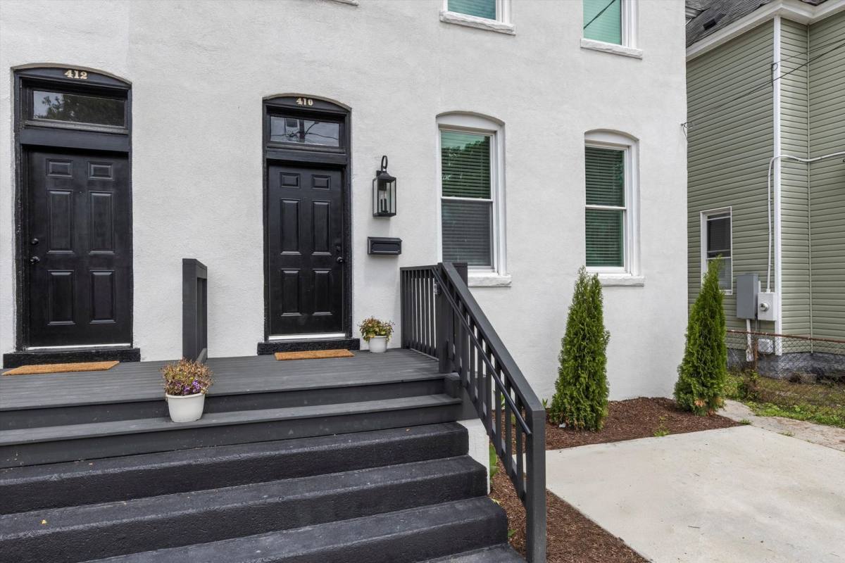 Townhouse for rent at 410 W 29th St, Norfolk, VA 23508