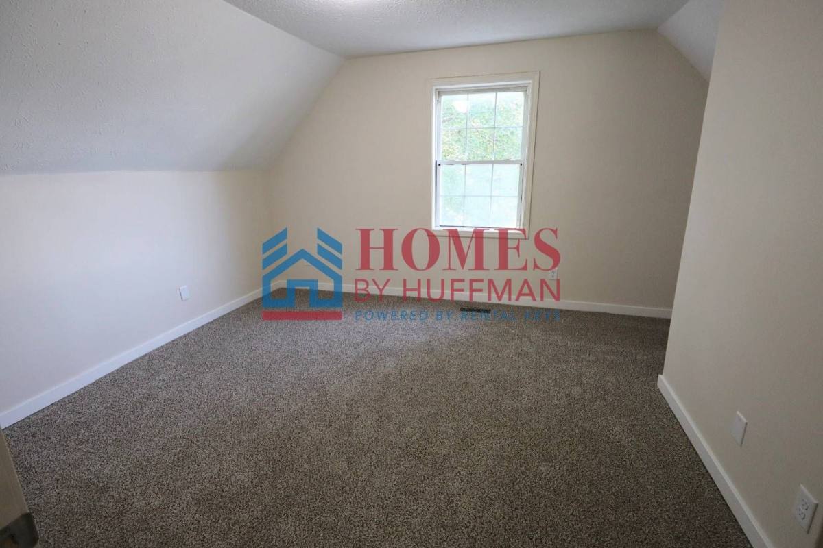 House for rent at 1321 E Indiana St, Evansville, IN 47711