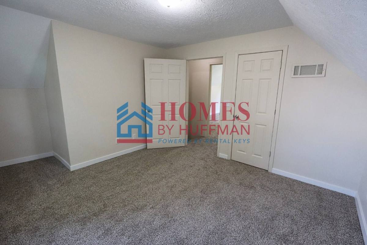 House for rent at 1321 E Indiana St, Evansville, IN 47711