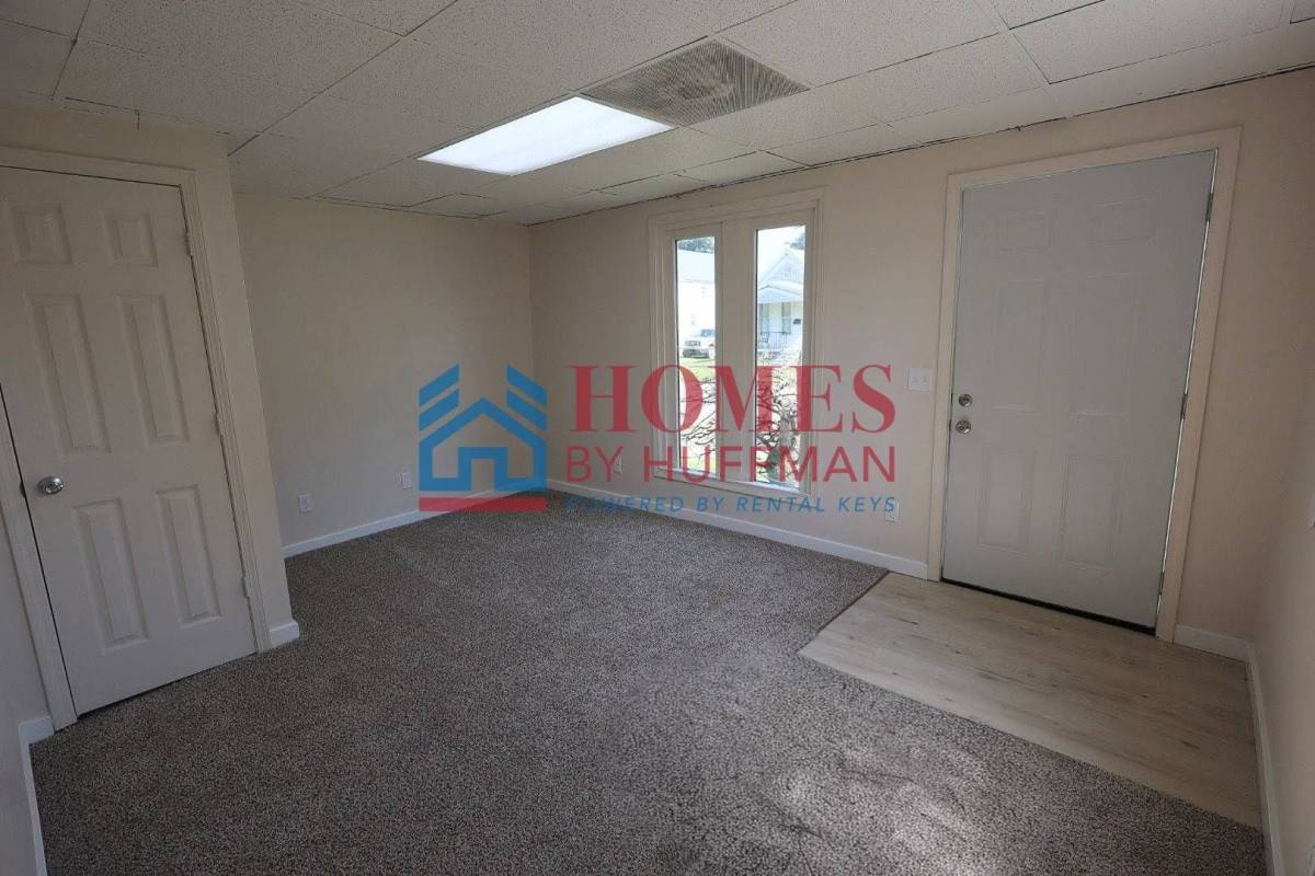 House for rent at 1321 E Indiana St, Evansville, IN 47711