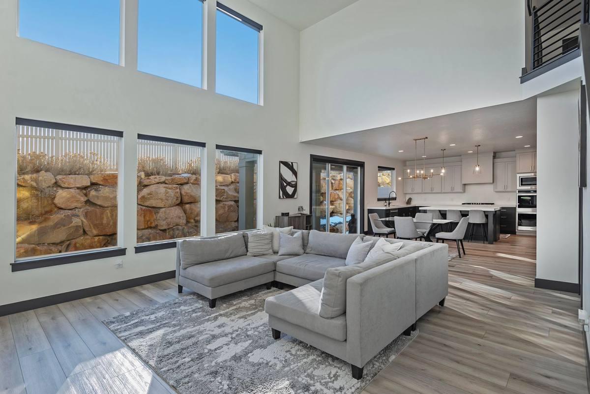 House for rent at 423 W Red Wolf Dr, Saratoga Springs, UT 84045