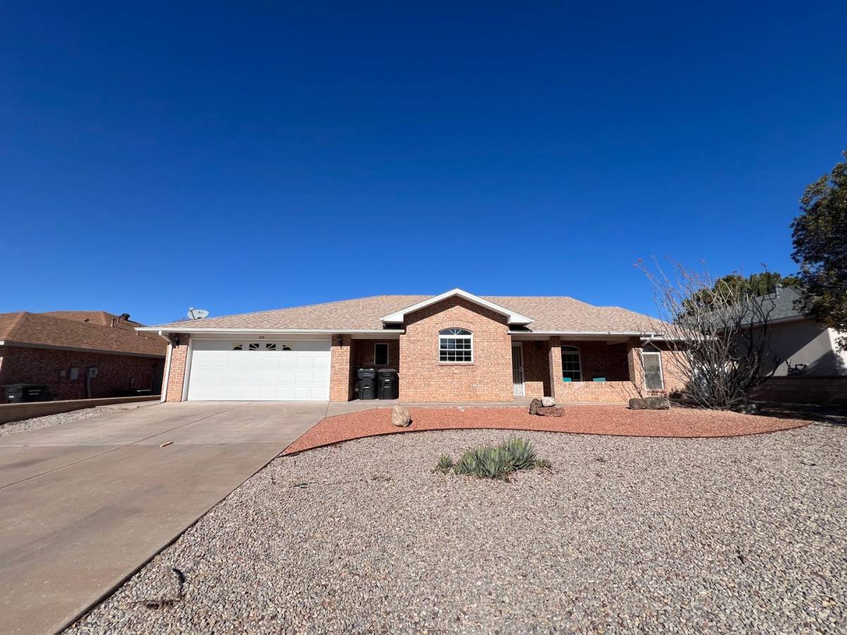 House for rent at 323 Camino Real, Alamogordo, NM 88310