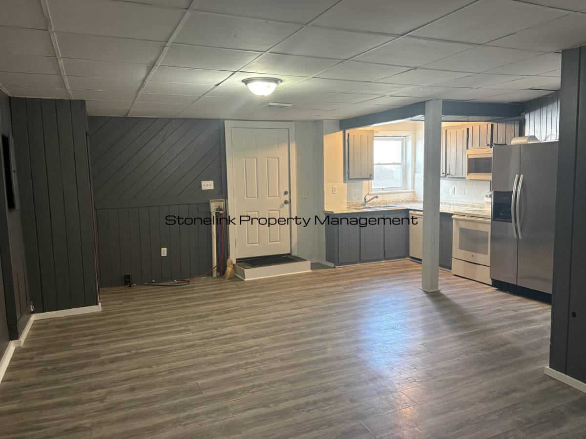 Apartment for rent at 21 Kenyon Ave, Pawtucket, RI 02861