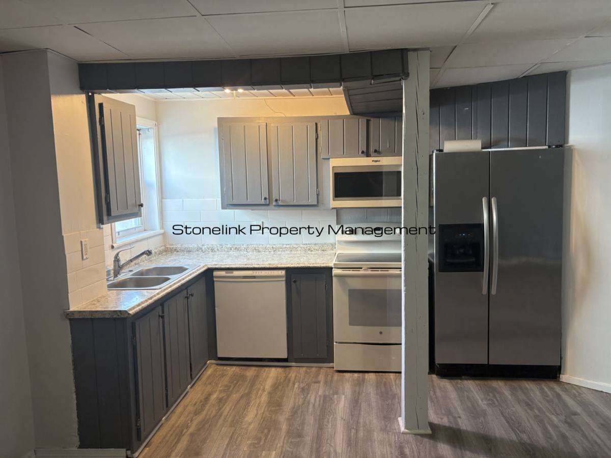 Apartment for rent at 21 Kenyon Ave, Pawtucket, RI 02861