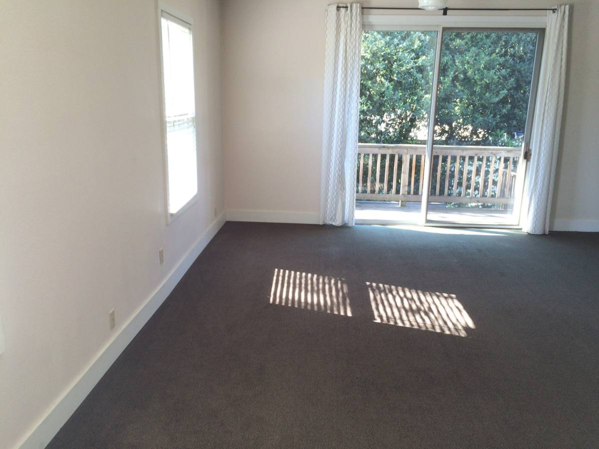 Apartment for rent at 2246 & 2248 NW Glisan St, Portland, OR 97210