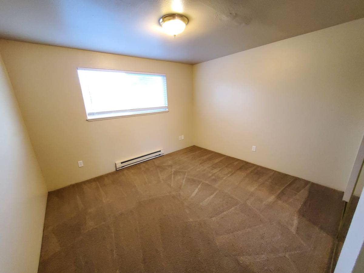 Townhouse for rent at 1405 NW Kings, Corvallis, OR 97330