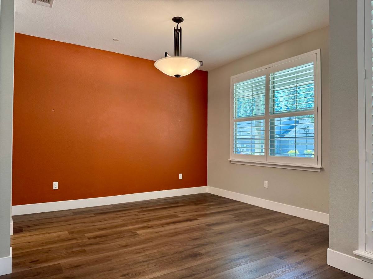 House for rent at 135 Timberwood Dr, Grass Valley, CA 95945
