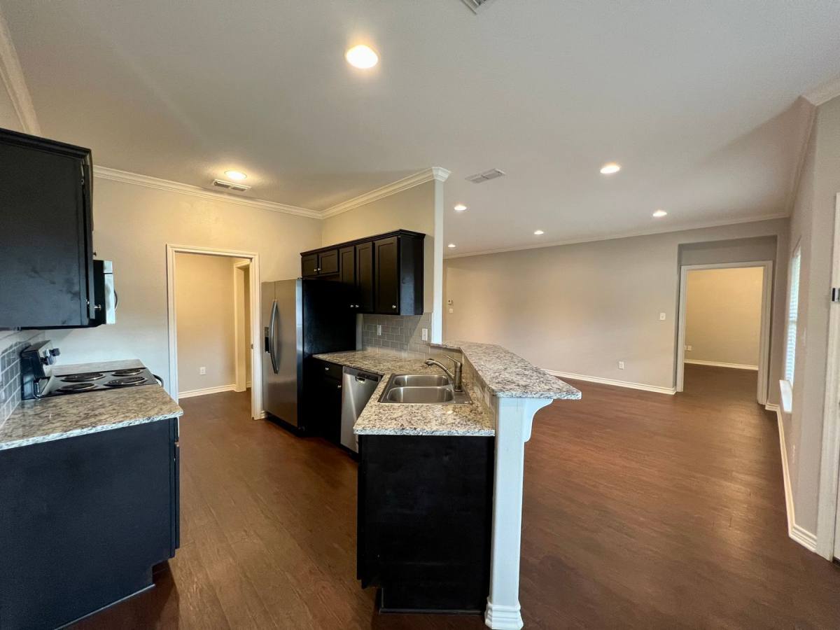 Townhouse for rent at 2525 Roy Rd, Tyler, TX 75707