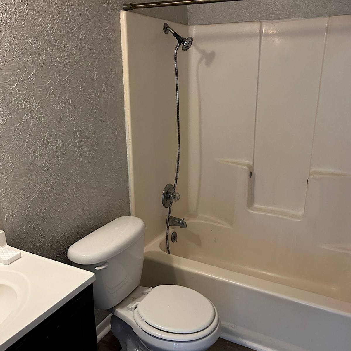 Apartment for rent at 108 W Anderson Ave, Copperas Cove, TX 76522