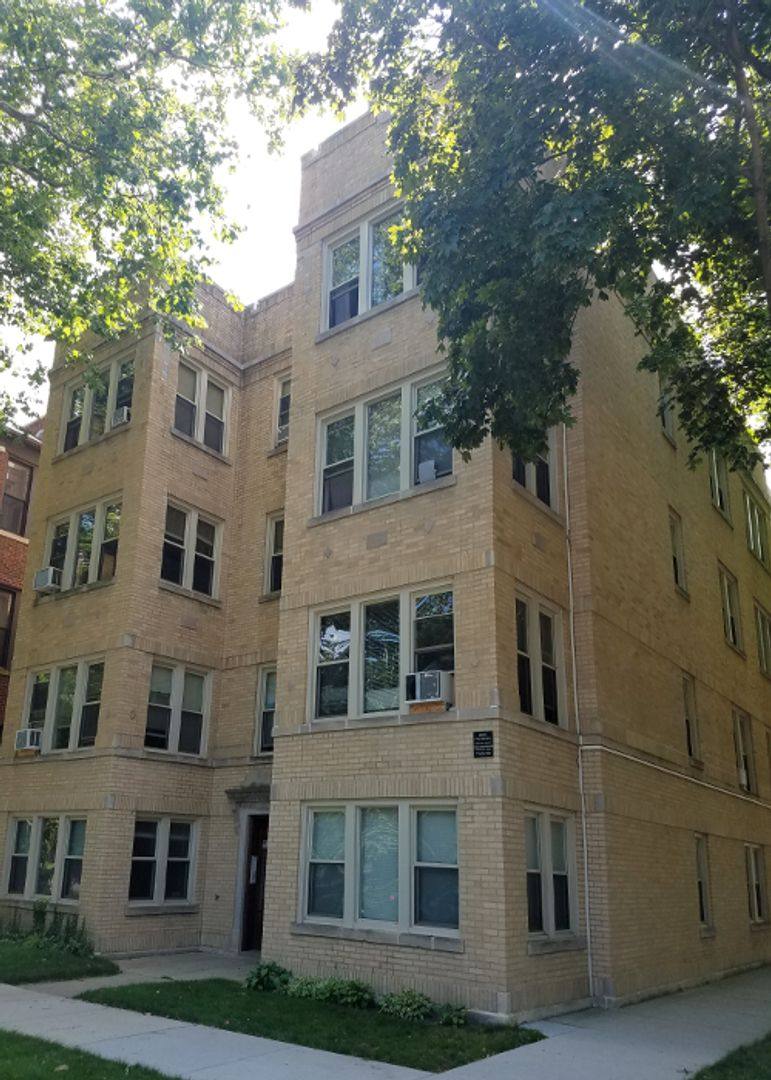 Apartment for rent at 5052-54 N Leavitt, Chicago, IL 60625